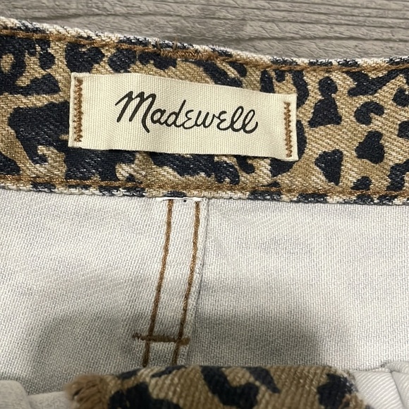 Rigid Denim A-Line Mini Skirt in Animal Print Size 25‎ - Picture 3 of 7